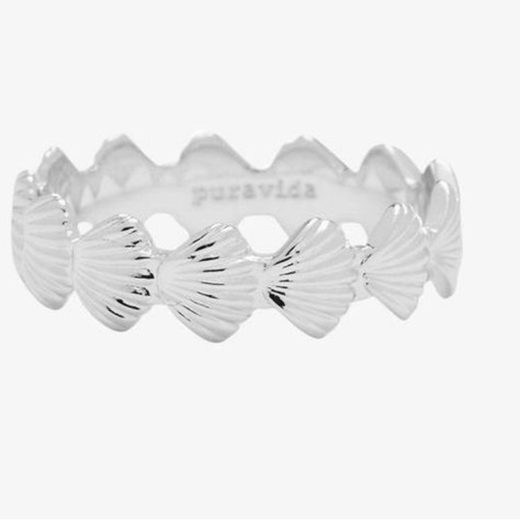 Pura Vida Jewelry - Pura Vida Silver Tone Clamshell Band Ring | Size 6